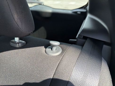 Certified 2025 Nissan Kicks Play S image 19