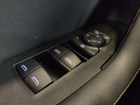 Used 2024 Chevrolet Blazer LT w/ Convenience Package FWD image 27