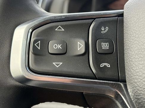 New 2026 RAM 2500 Laramie AWD/4WD image 30