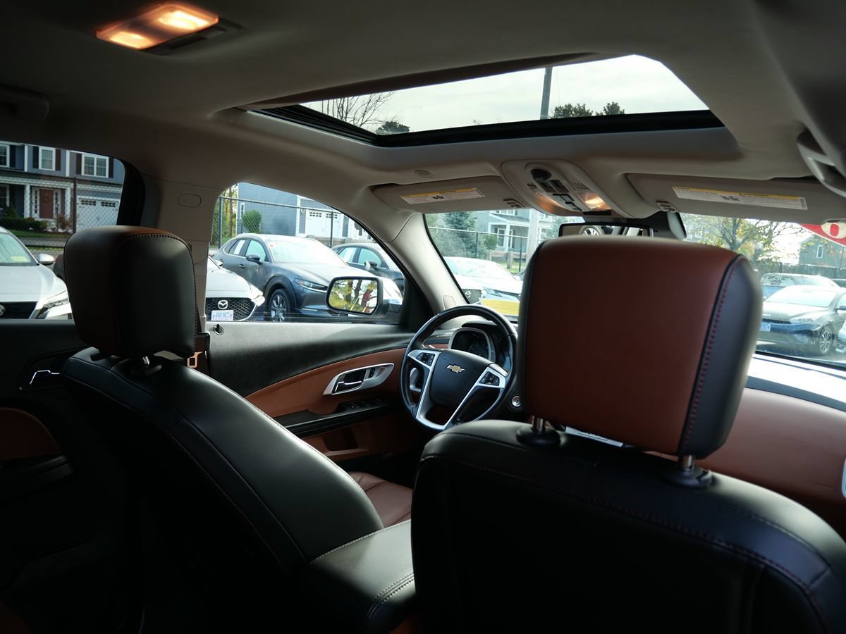Used 2016 Chevrolet Equinox LTZ w/ Enhanced Convenience Package AWD/4WD image 30
