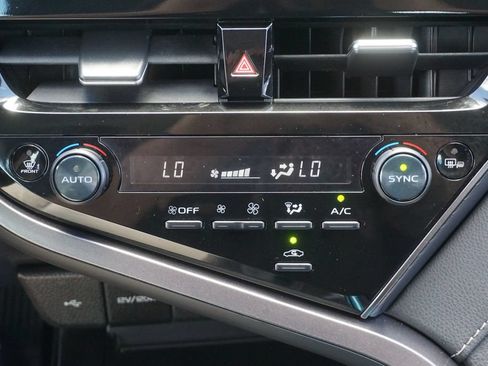 Certified 2023 Toyota Camry SE FWD image 12
