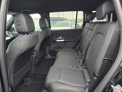 New 2025 Mercedes-Benz GLB 250 image 15