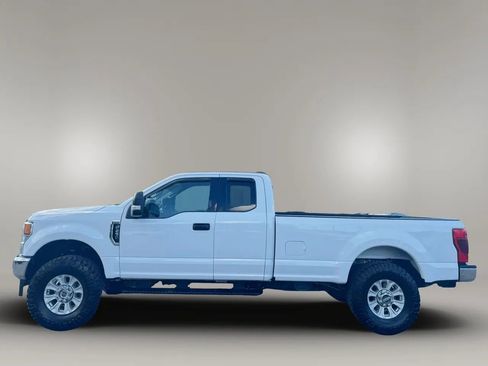 Used 2021 Ford F250 XLT w/ XLT Value Package AWD/4WD image 6