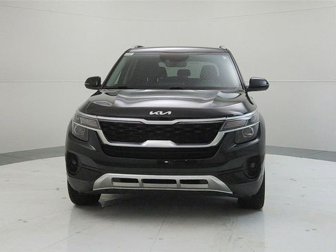 Used 2023 Kia Seltos S w/ Navigation Package image 2