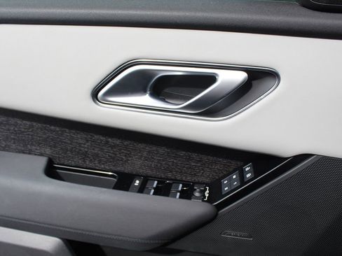 Used 2024 Land Rover Range Rover Velar Dynamic SE image 20