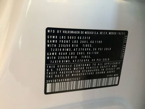 Used 2022 Volkswagen Tiguan SE image 20