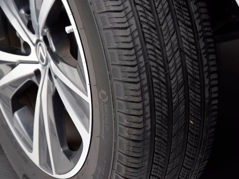 Used 2024 Lexus RX 350 FWD w/ Technology Package image 31