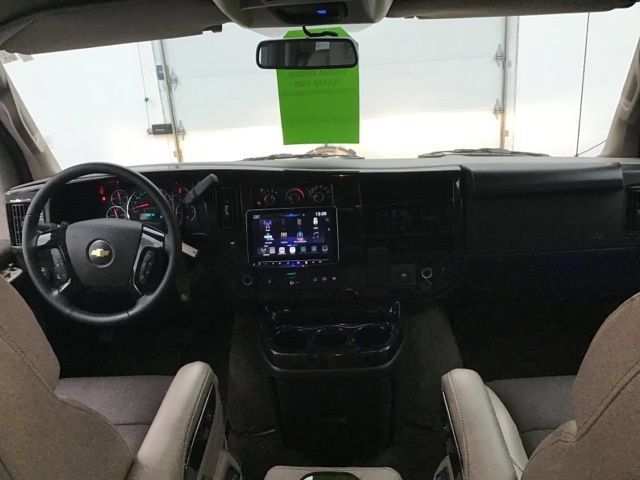 Used 2023 Chevrolet Express 2500 RWD image 2