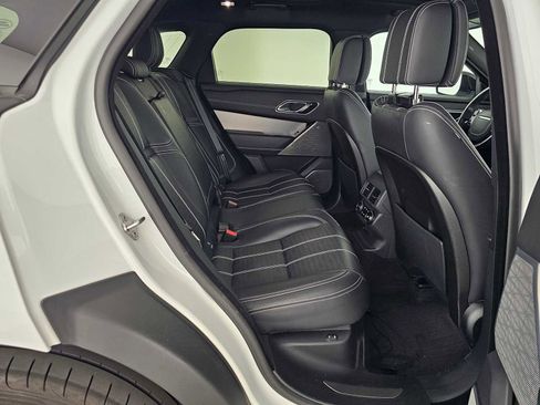 Used 2018 Land Rover Range Rover Velar R-Dynamic HSE AWD/4WD image 12