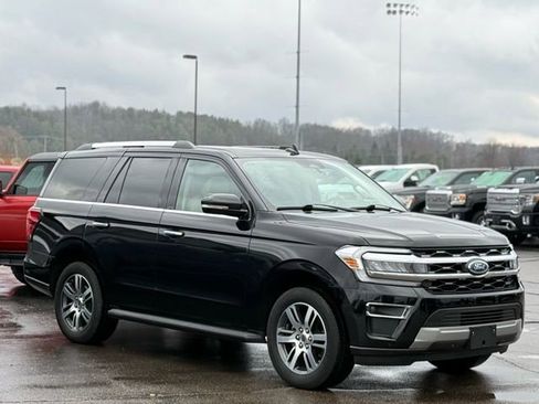 Certified 2024 Ford Expedition Limited image 40