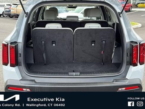 Certified 2023 Kia Sorento S AWD/4WD image 24