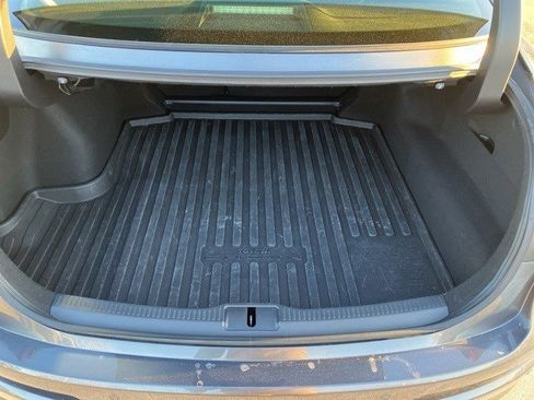 Used 2023 Toyota Crown Limited image 24