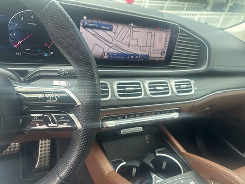 Used 2024 Mercedes-Benz GLS 450 4MATIC image 20