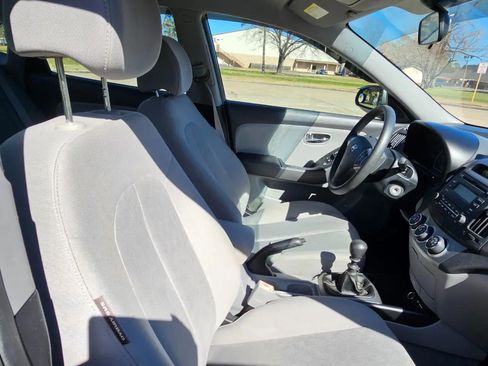 Used 2010 Hyundai Elantra Blue w/ Comfort Pkg 2 image 20