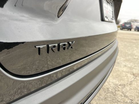 New 2026 Chevrolet Trax RS w/ Sunroof Package image 32