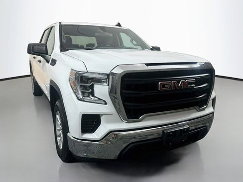 Used 2021 GMC Sierra 1500 4x4 Crew Cab w/ Sierra Value Package image 1