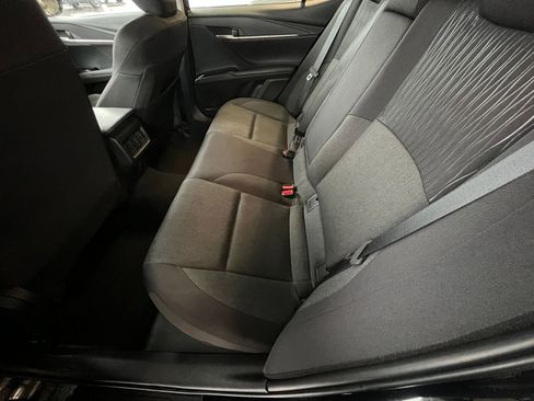 Used 2025 Toyota Camry LE image 25