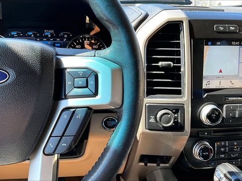 Used 2017 Ford F150 Lariat image 25