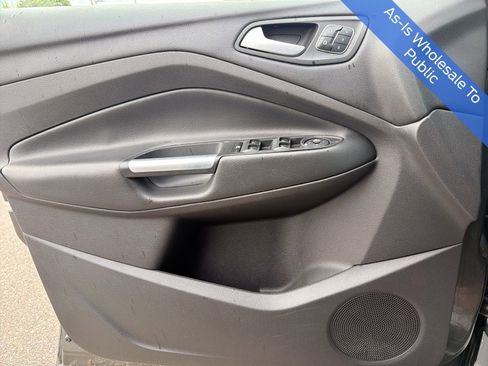 Used 2015 Ford Escape Titanium AWD/4WD image 32