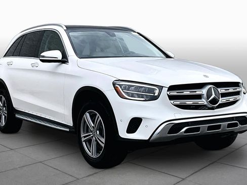 Used 2021 Mercedes-Benz GLC 300 image 3