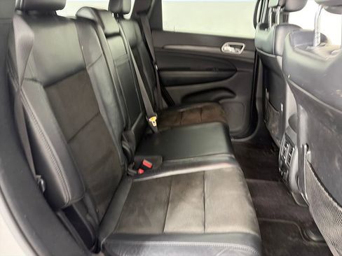 Used 2019 Jeep Grand Cherokee Altitude image 29