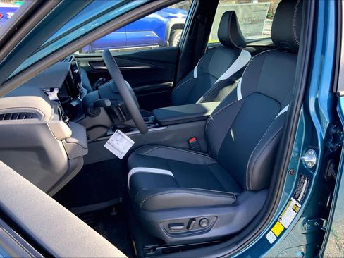 New 2026 Toyota Camry SE image 9