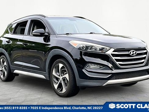 Used 2018 Hyundai Tucson Value w/ Cargo Package FWD image 1