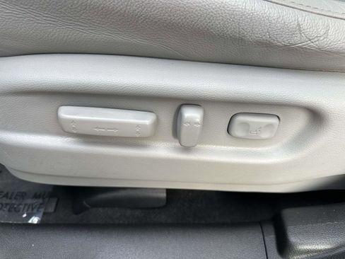 Used 2023 Honda Passport EX-L image 16