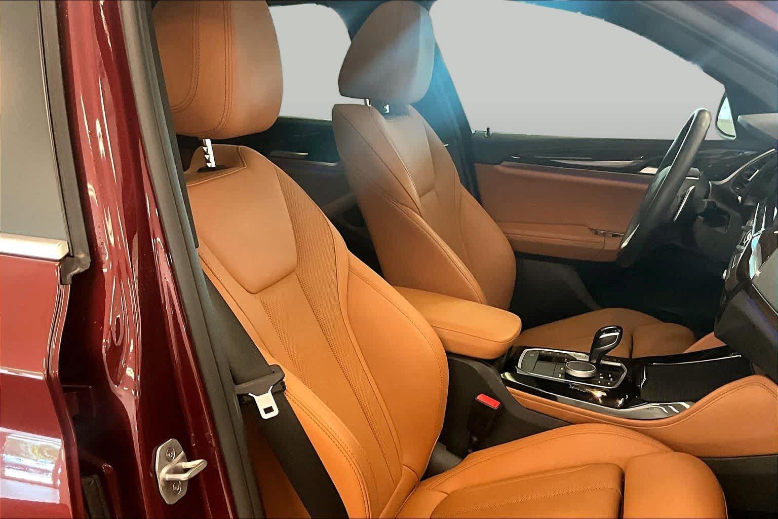 Used 2023 BMW X4 xDrive30i w/ Premium Package AWD/4WD image 8