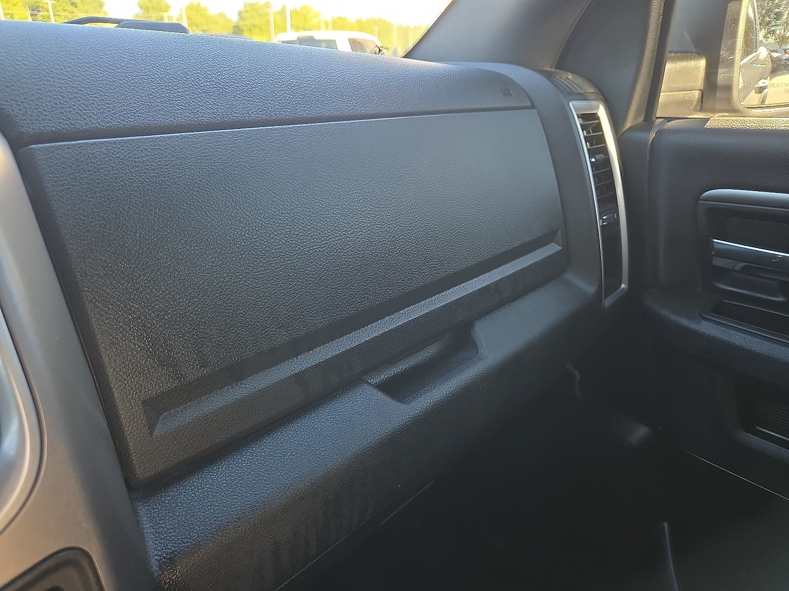Used 2022 RAM 1500 Warlock AWD/4WD image 21
