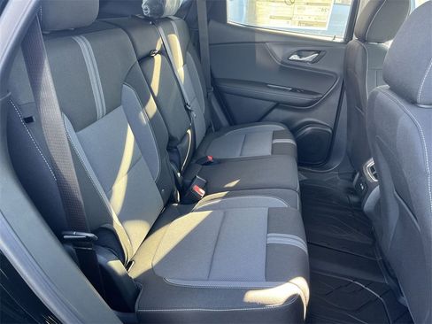 New 2025 Chevrolet Blazer LT w/ Convenience Package image 28