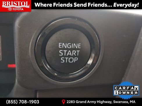 Used 2025 Toyota Tacoma SR5 image 27