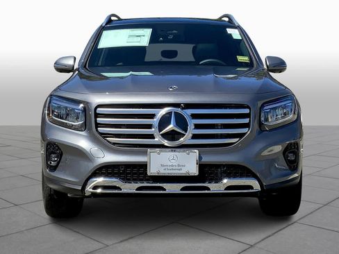New 2025 Mercedes-Benz GLB 250 4MATIC image 3