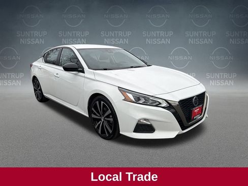 Used 2022 Nissan Altima 2.5 SR image 9