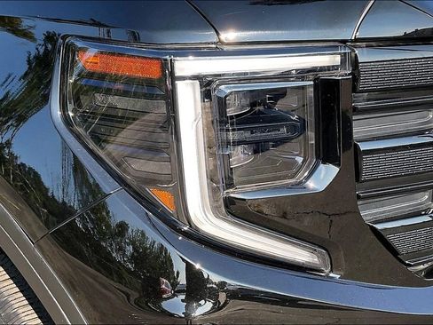 Used 2023 GMC Sierra 1500 Elevation AWD/4WD image 35