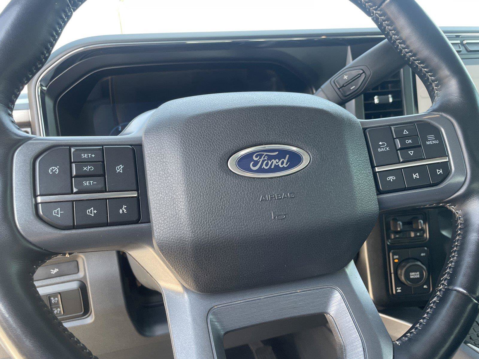 Used 2024 Ford F250 Lariat w/ Chrome Package AWD/4WD image 19