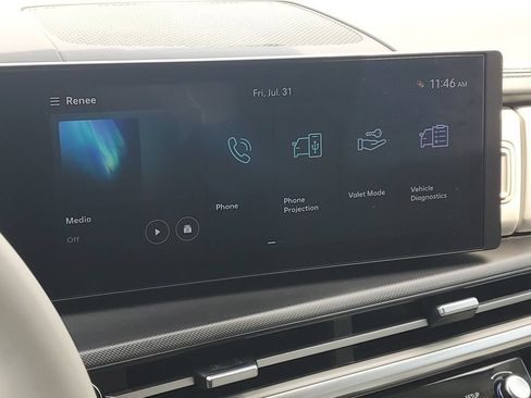 Used 2025 Hyundai Santa Fe SE FWD image 30