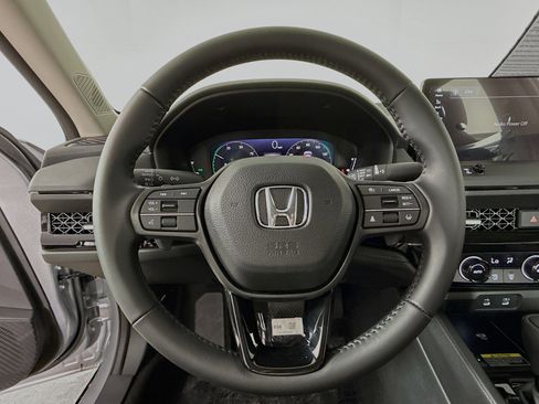 New 2025 Honda Accord EX-L image 9