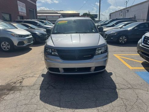 Used 2018 Dodge Journey SE w/ Connectivity Group FWD image 24
