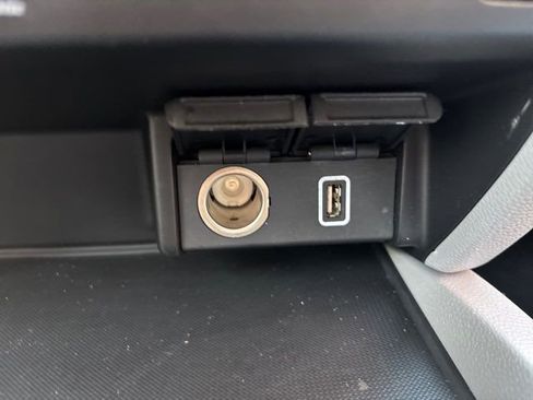 Used 2021 Honda Pilot Touring image 38