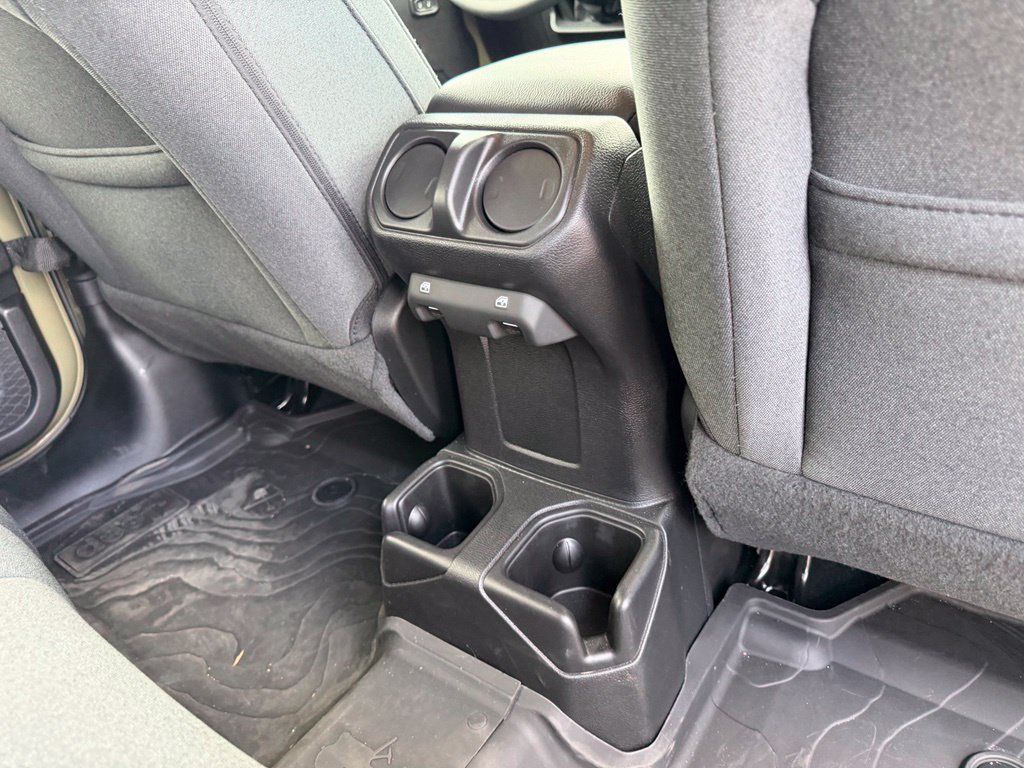 Used 2026 Jeep Wrangler Unlimited Sport AWD/4WD image 36