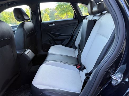 Used 2019 Volkswagen Jetta R-Line FWD image 39