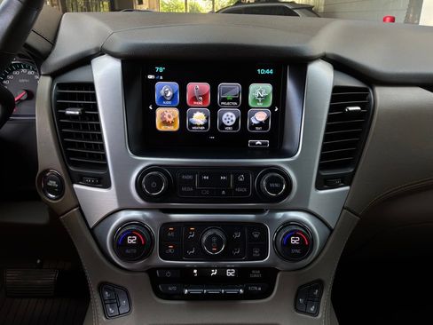 Used 2019 GMC Yukon SLT w/ Premium Edition RWD image 30