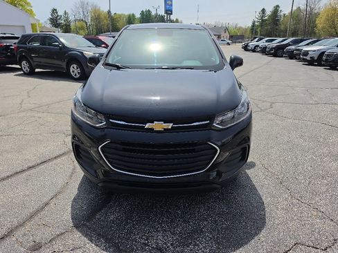 Used 2020 Chevrolet Trax LS w/ Tint and Cruise Package FWD image 2