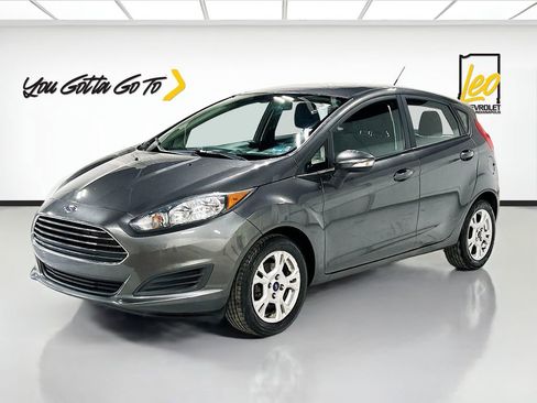 Used 2016 Ford Fiesta SE w/ Cold Weather Package image 1