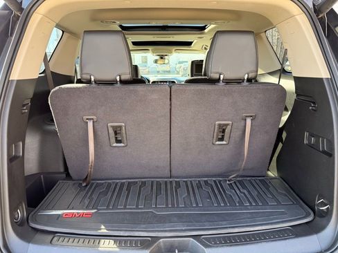 Used 2017 GMC Acadia Denali w/ Technology Package image 31