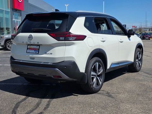 Certified 2023 Nissan Rogue SL w/ SL Premium Package AWD/4WD image 3