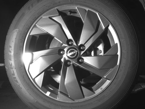 Used 2025 Nissan Rogue SV FWD image 13
