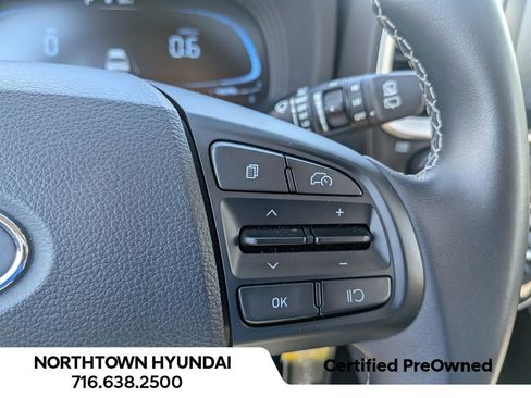 Used 2023 Hyundai Venue SEL w/ Cargo Package FWD image 24