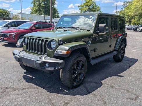 Used 2021 Jeep Wrangler Unlimited Sahara AWD/4WD image 8